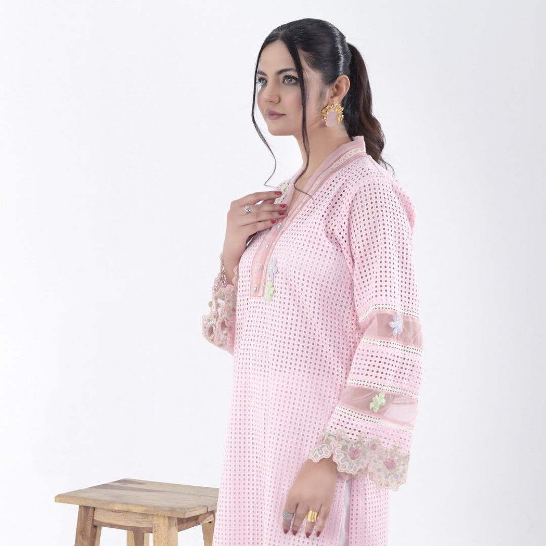 Elegant Embroidery: Unveiling Sid's Couture Chikankari Collection