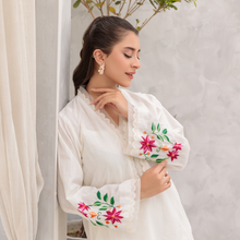 White Doria Hand-Embroidered Set